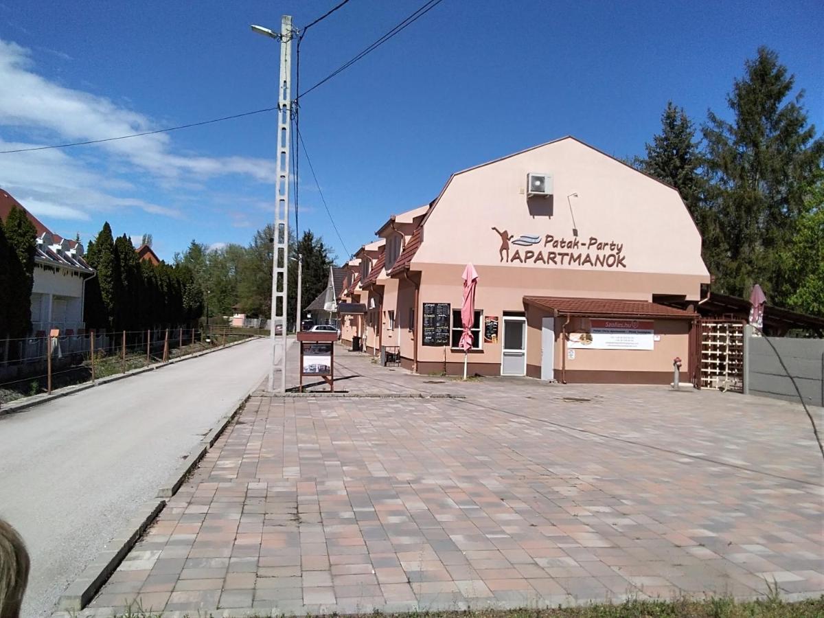 Patak-Party Apartmanok Bogács Exteriör bild