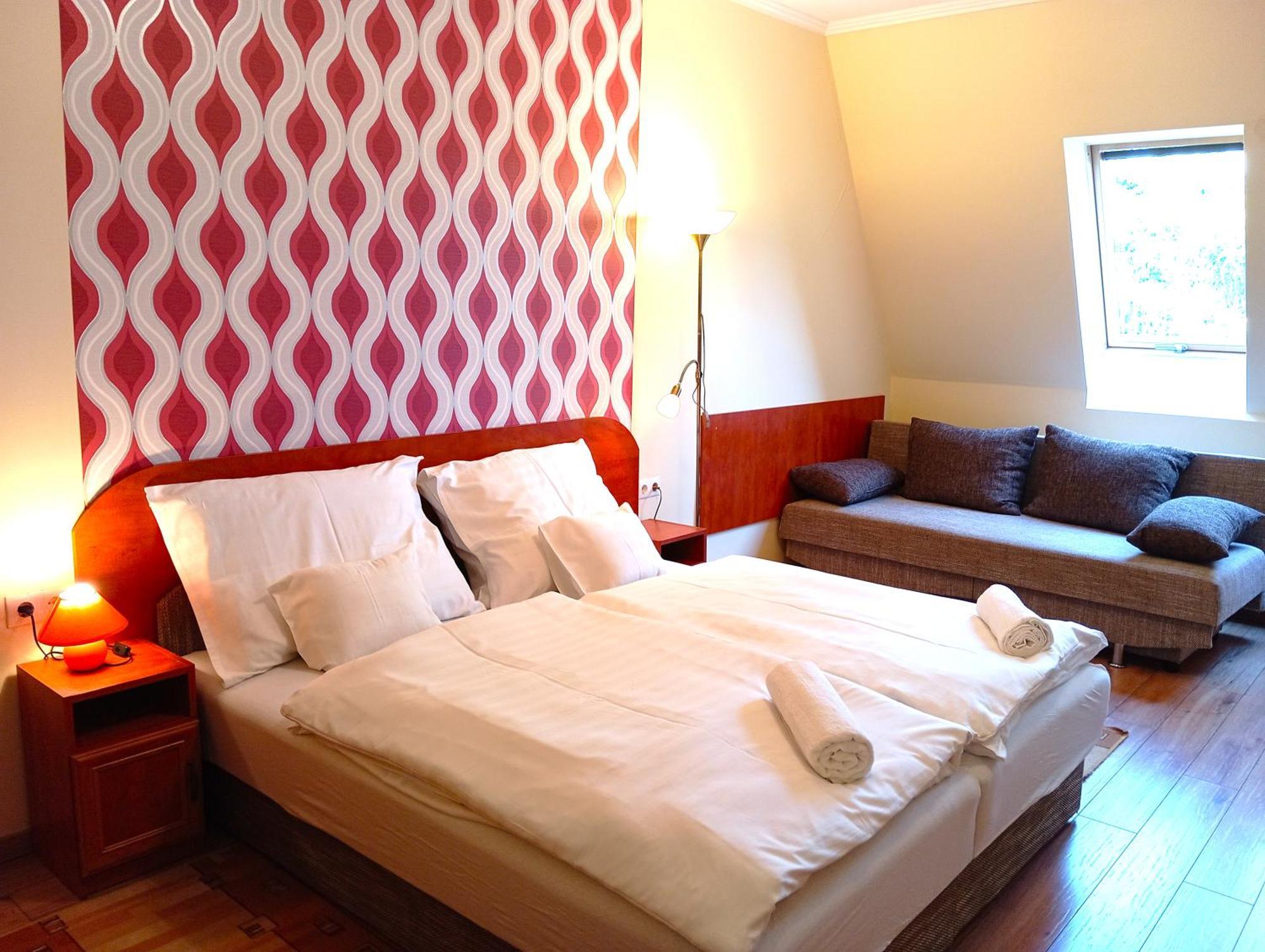Patak-Party Apartmanok Bogács Exteriör bild