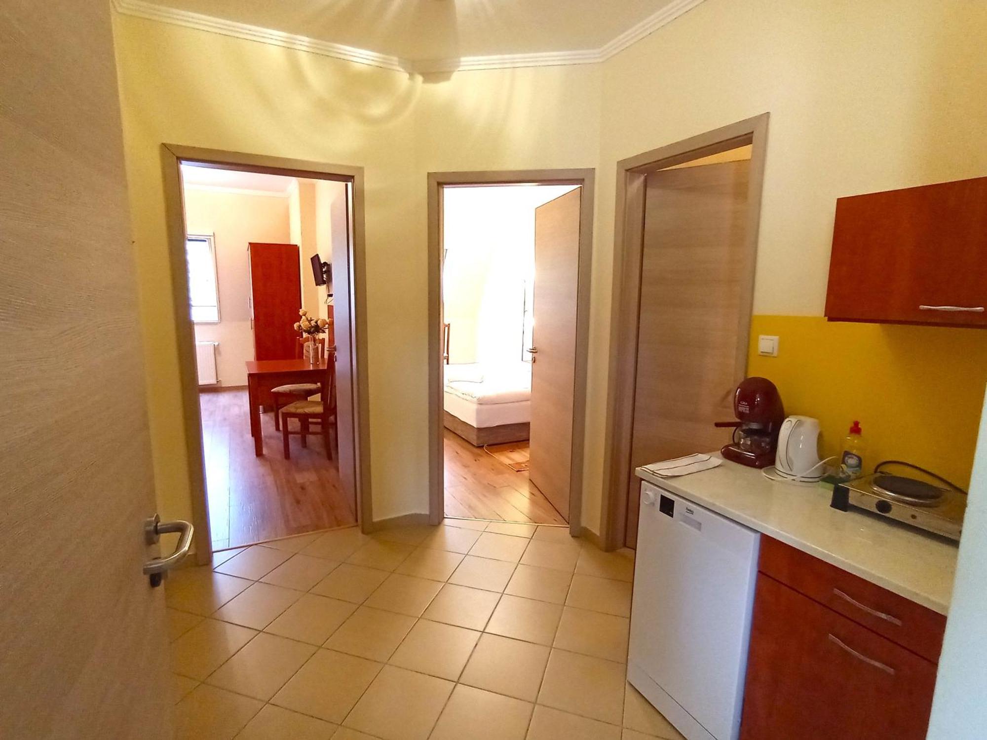 Patak-Party Apartmanok Bogács Exteriör bild